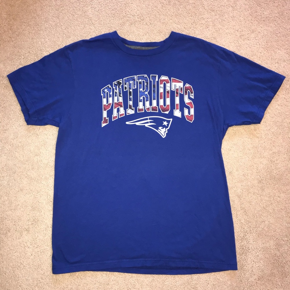 New England Patriots Football T Shirt Size L Patriotic Blue NFL Fanatics Cotton